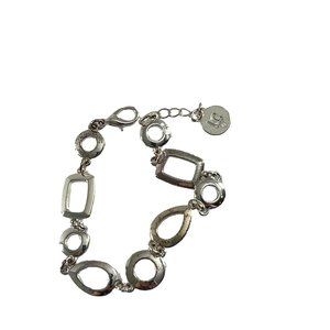Liz Claiborne Silver Tone Open Ovals Squares Chain 8.5" Long